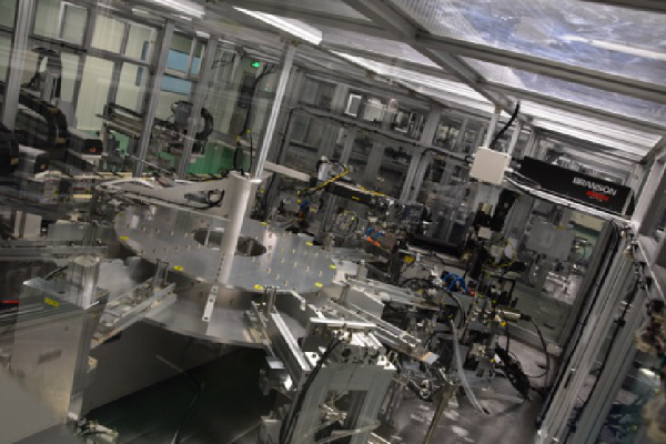 ȫ�Ԅ�(d��ng)���b�C(j��)